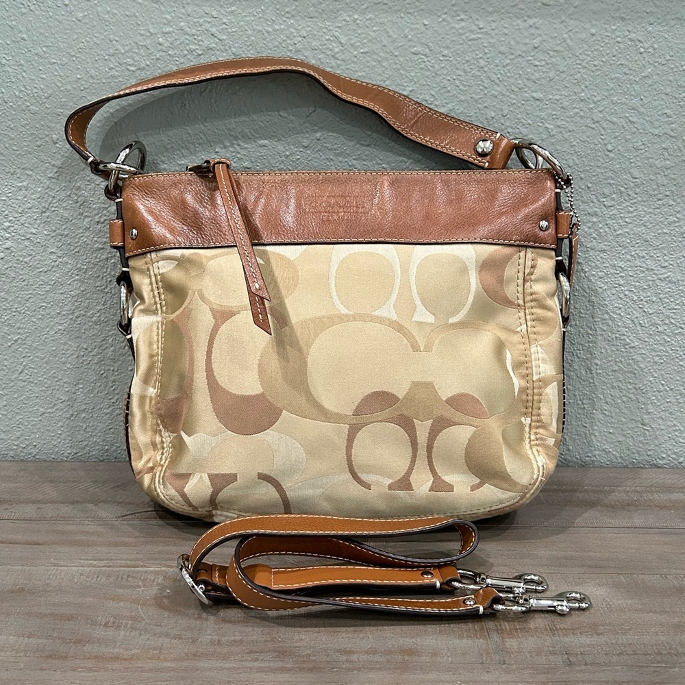Authentic Signature Coach Satchel/ Shoulder/ & Crossbody Handbag